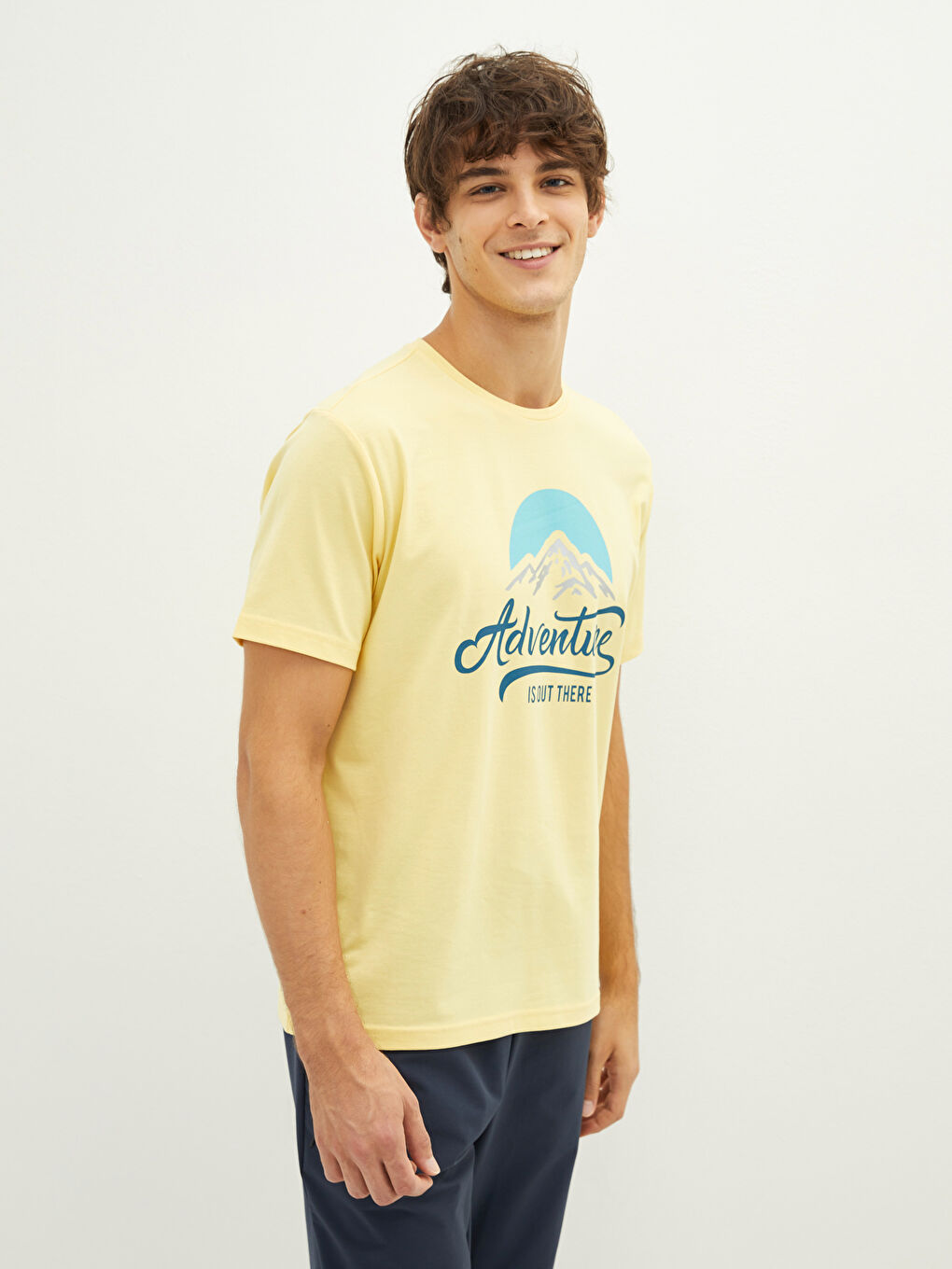 Sarı Bisiklet Yaka Kısa Kollu Baskılı Erkek Tişört