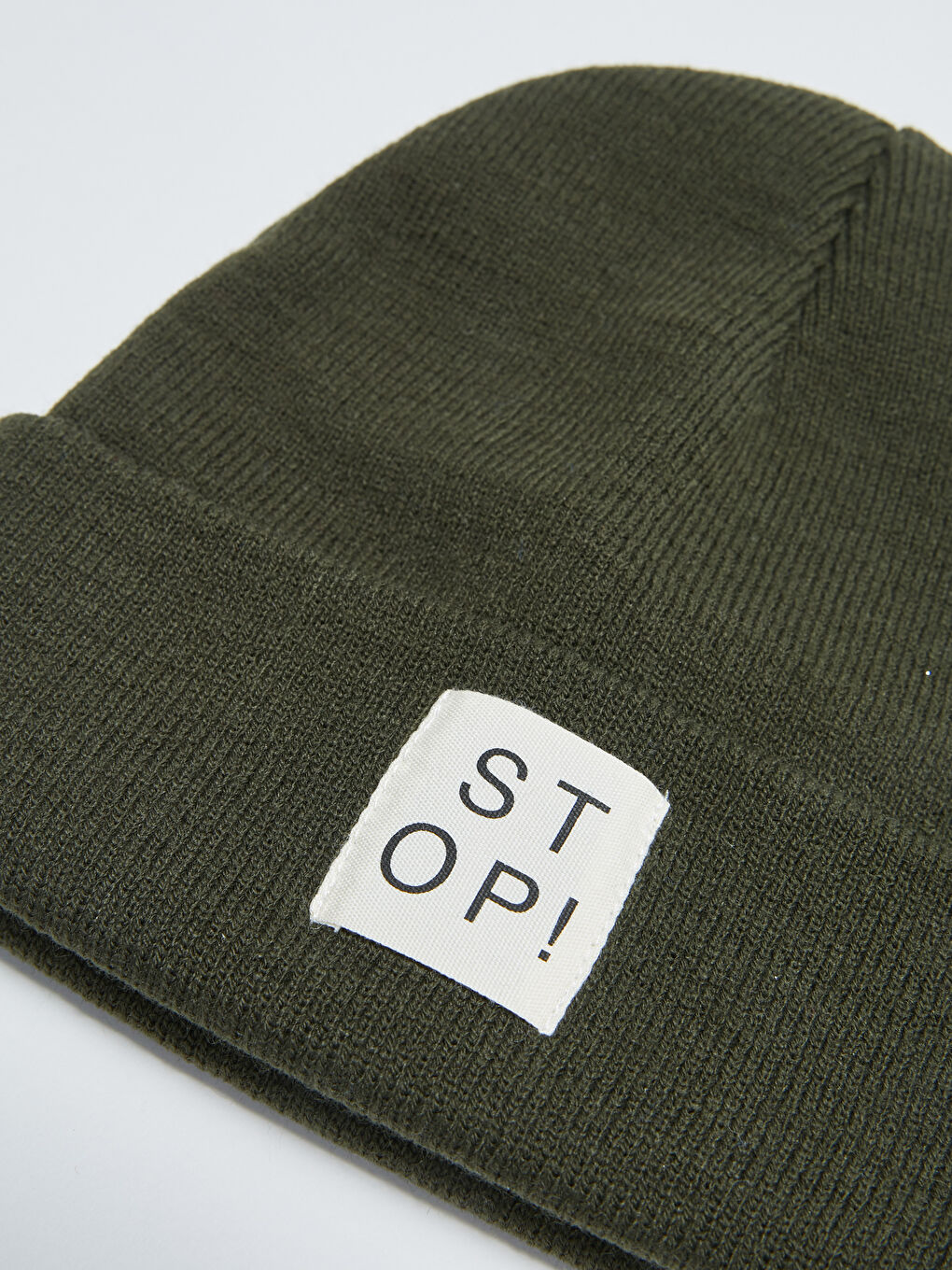 Haki Etiket Detaylı Kadın Triko Bere-3