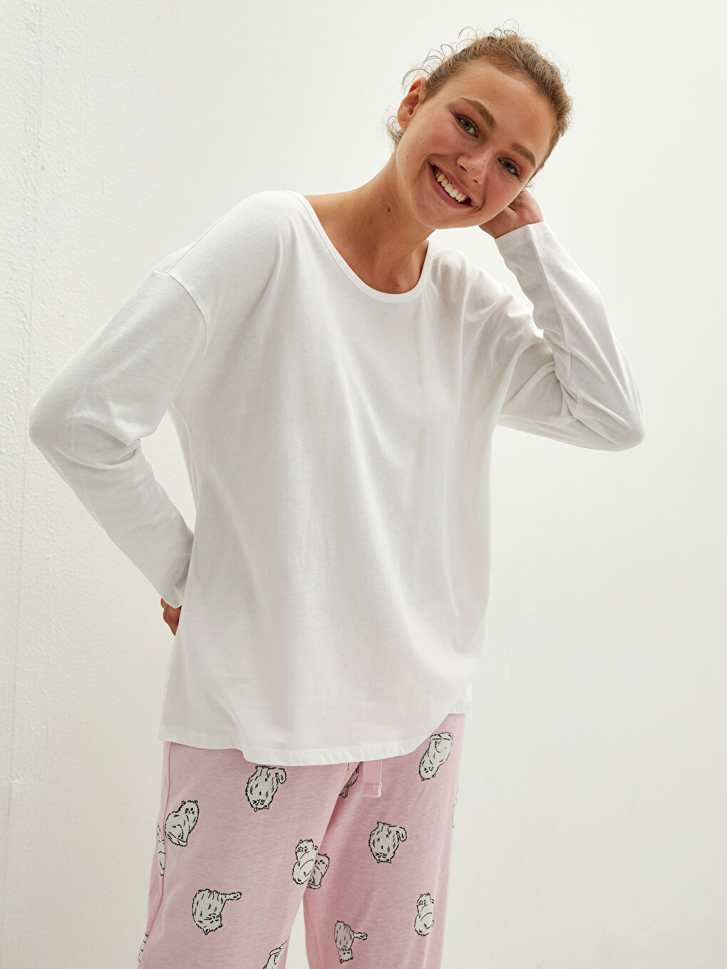 Pembe Bisiklet Yaka Baskılı Uzun Kollu Pamuklu Kadın Pijama Takımı-1