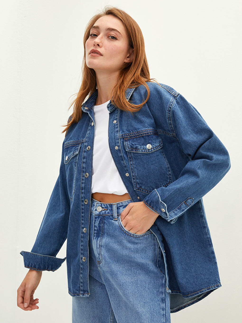 Front Snap Closure Long Sleeved Pocket Detailed Women's Jean Shirt-1