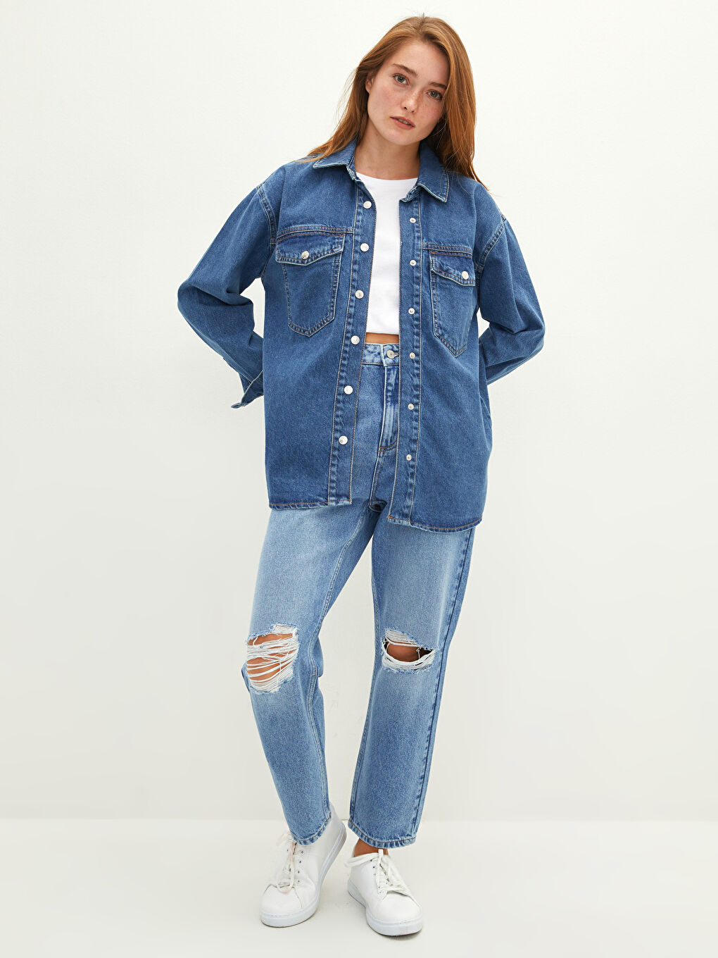 Front Snap Closure Long Sleeved Pocket Detailed Women's Jean Shirt-2