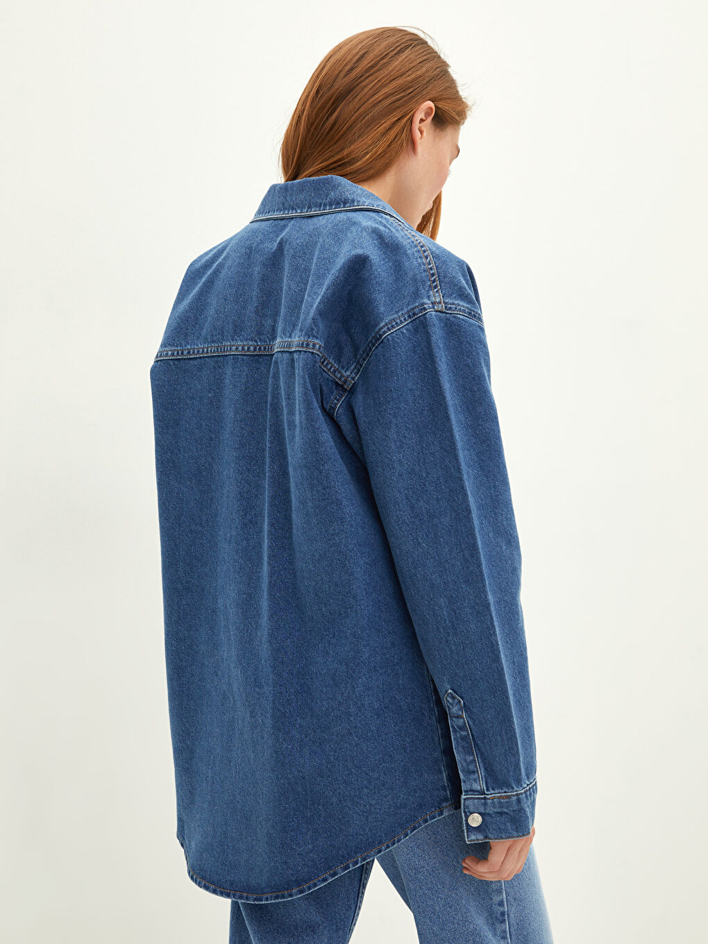 Front Snap Closure Long Sleeved Pocket Detailed Women's Jean Shirt-4