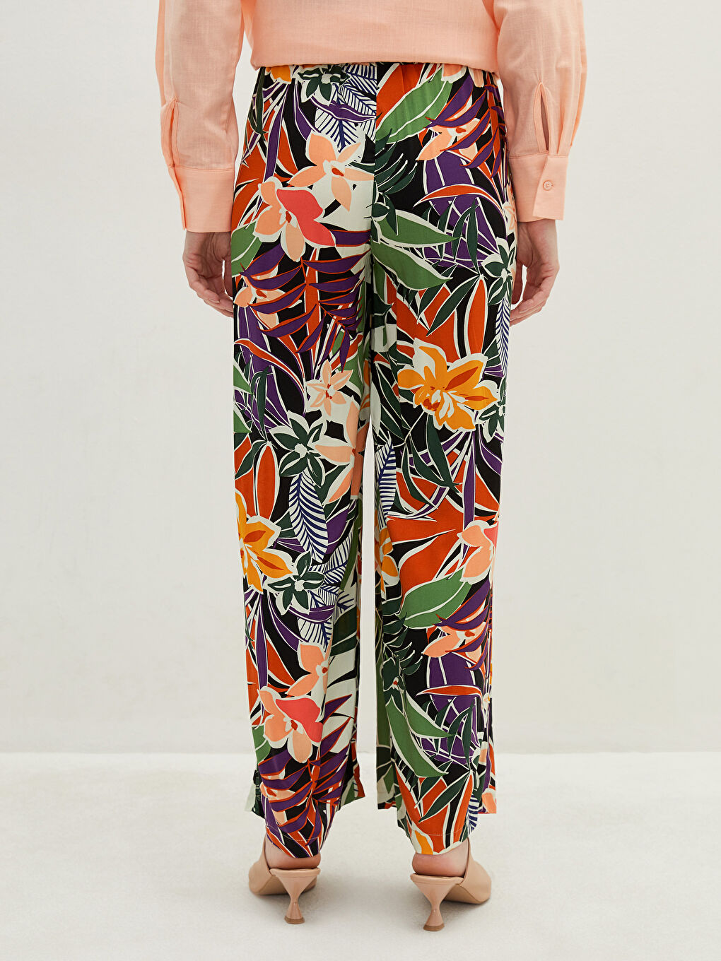 Turuncu Beli Lastikli Desenli Geniş Paça Viskon Kadın Pantolon-3