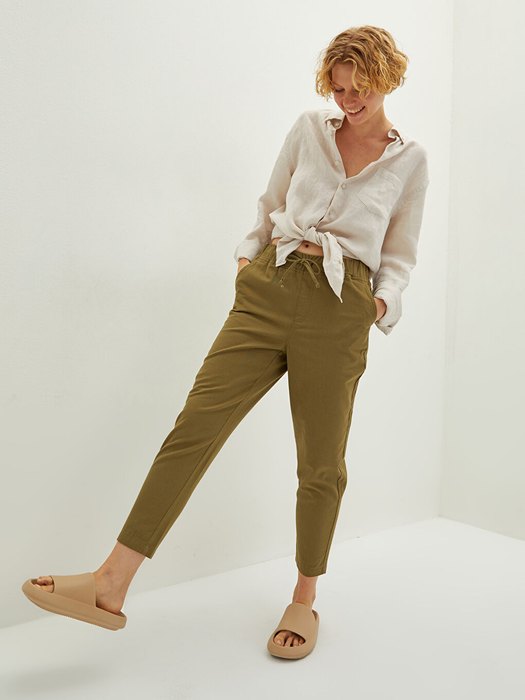 Elastic Waist Straight Pocket Detailed Cotton Women's Trousers-1