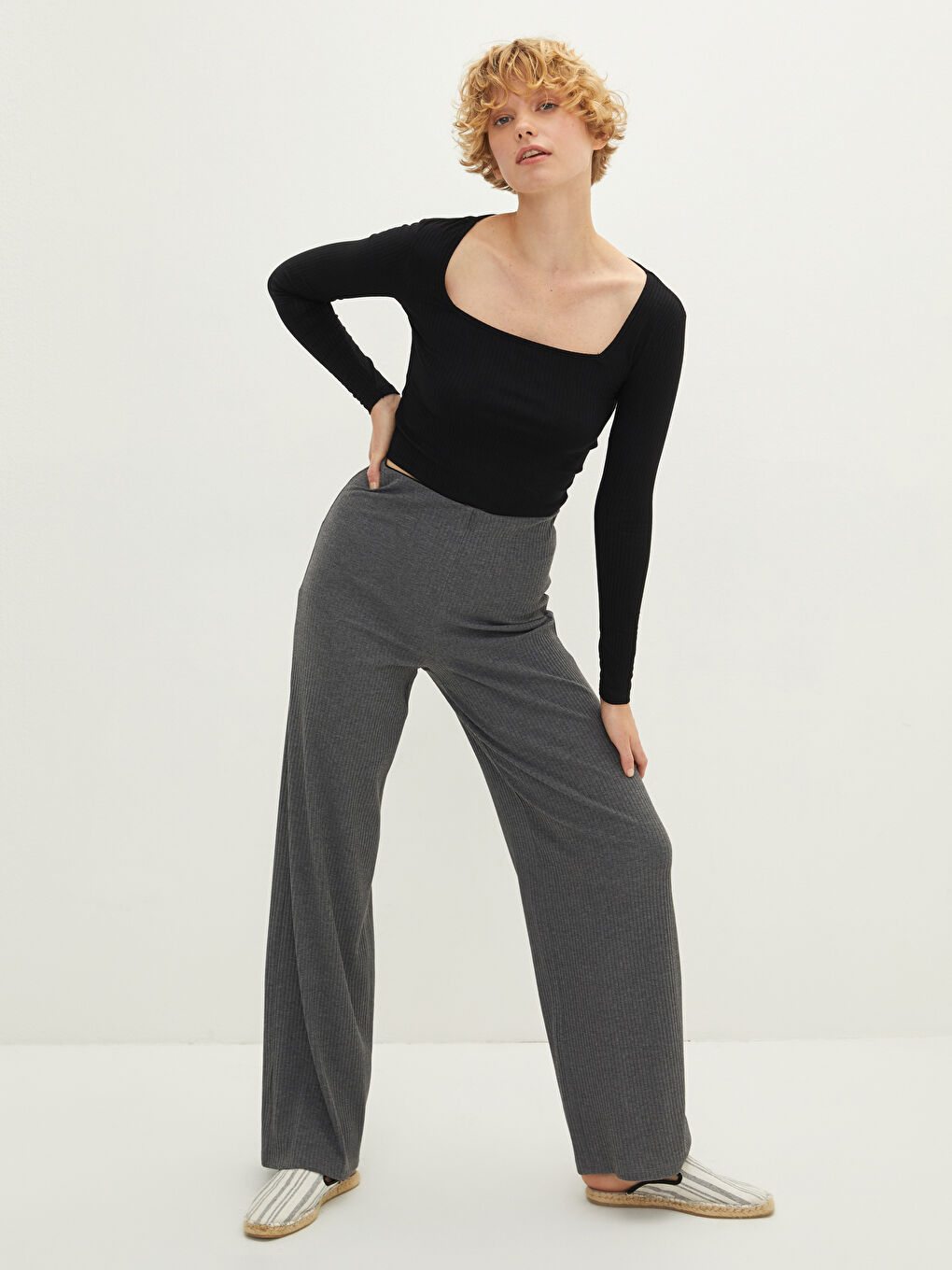 Gri Normal Bel Standart Fit Kadın Pantolon-2