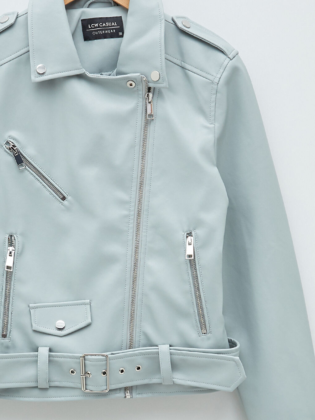 Mavi Biker Yaka Düz Fermuar Kapamalı Cep Detaylı Kadın Deri Görünümlü Mont-7