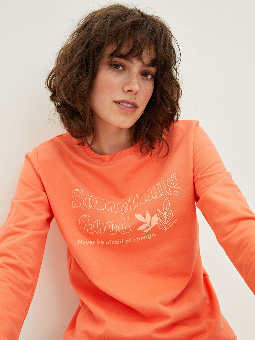 Crew Neck Printed Long Sleeve Women's Sweatshirt