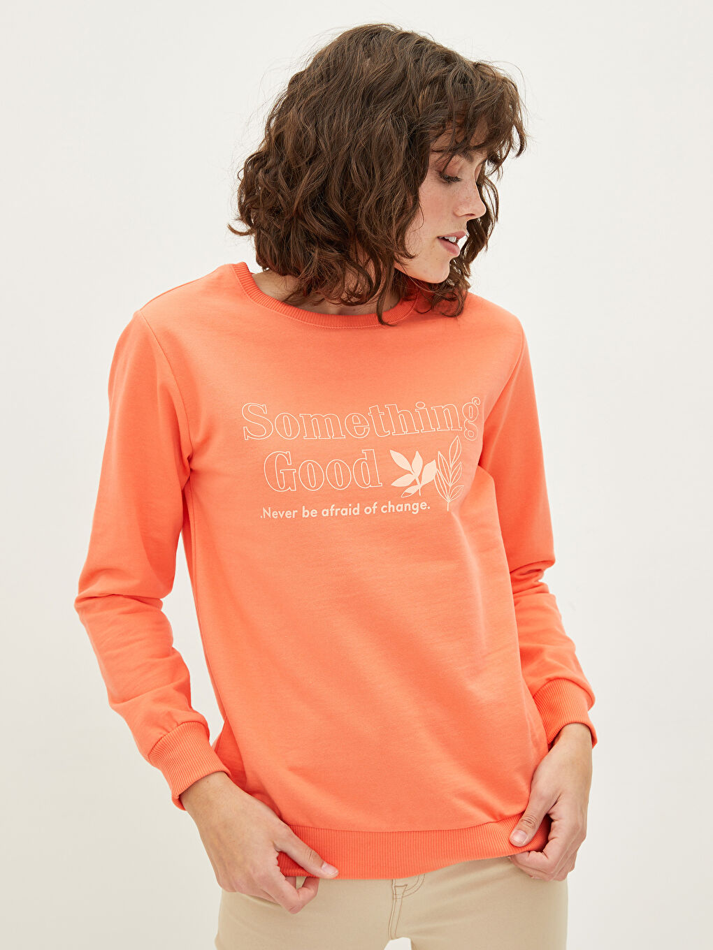 Crew Neck Printed Long Sleeve Women's Sweatshirt-1