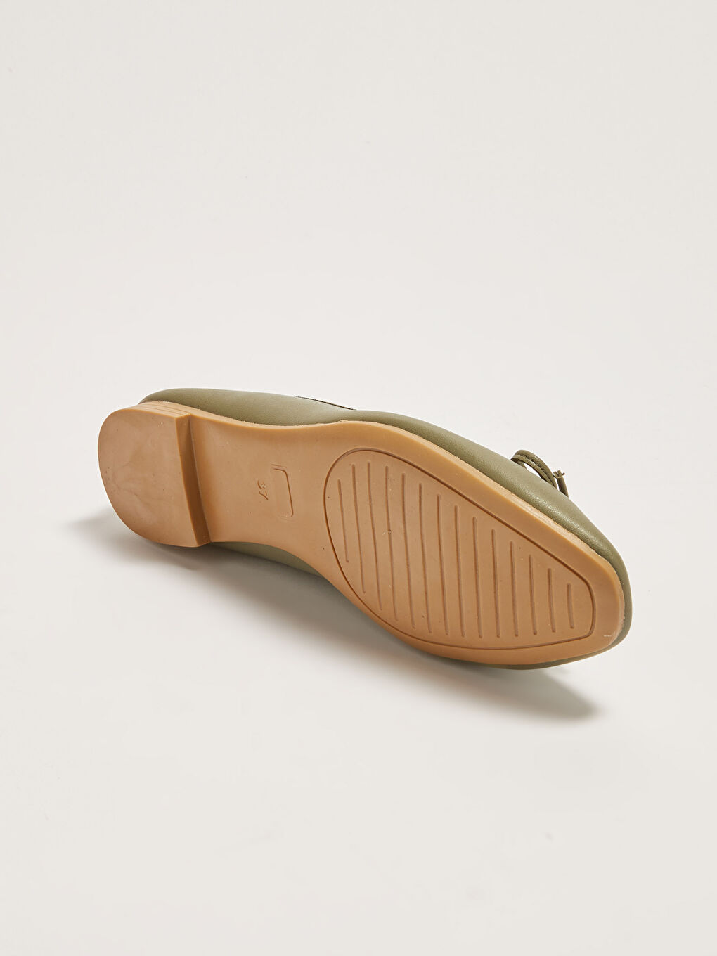 Bow Detailed Women's Ballet Flat-3