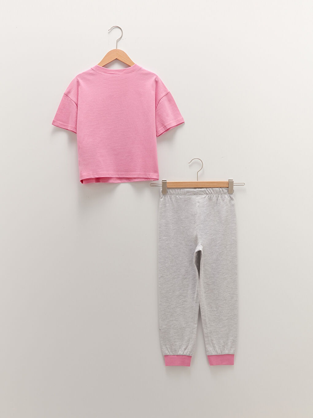 Pembe Bisiklet Yaka LOL Surprise OMG Lisanslı Kısa Kollu Kız Çocuk Pijama Takımı-1