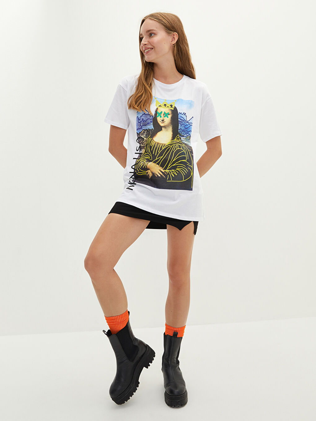 Crew Neck Mona Lisa Printed Short Sleeve Cotton Women's T-Shirt-3