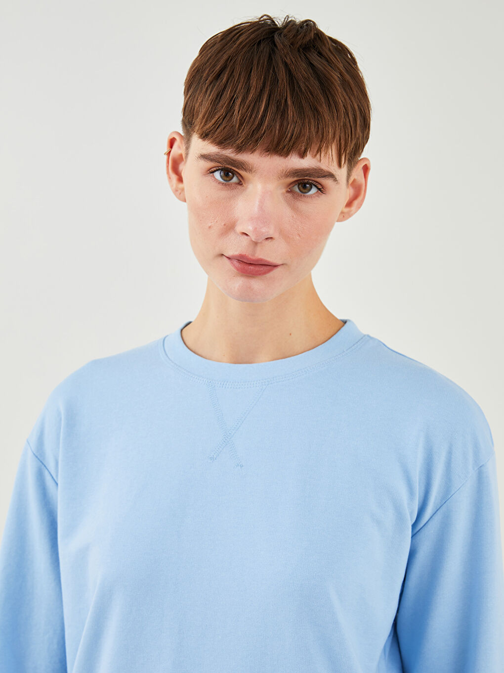 Crew Neck Plain Long Sleeve Women's Sweatshirt