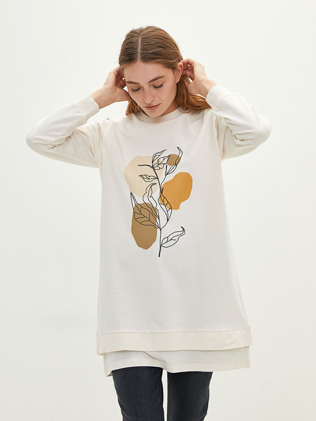 LCWAIKIKI Basic Rundhalsausschnitt Bedruckt Langarm Damen Sweatshirt-Tunika -W1CY49Z8-FEW