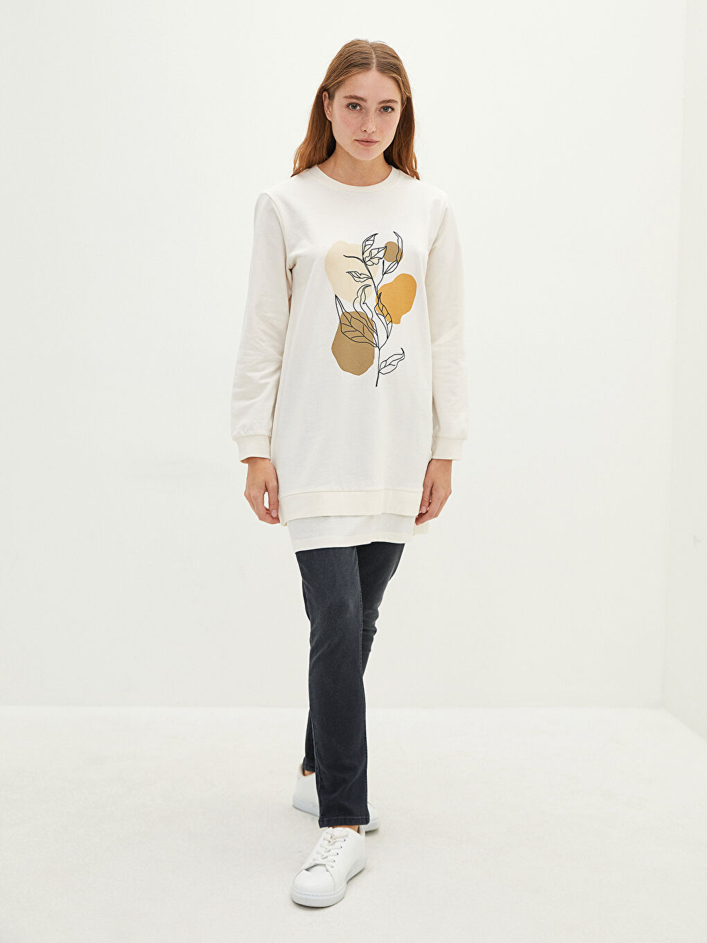 LCWAIKIKI Basic Rundhalsausschnitt Bedruckt Langarm Damen Sweatshirt-Tunika -W1CY49Z8-FEW