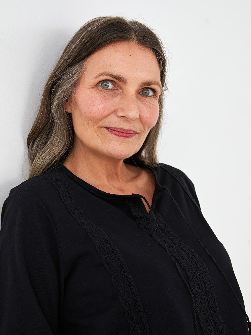 Tie Collar Embroidered Long Sleeve Cotton Women's Blouse-1