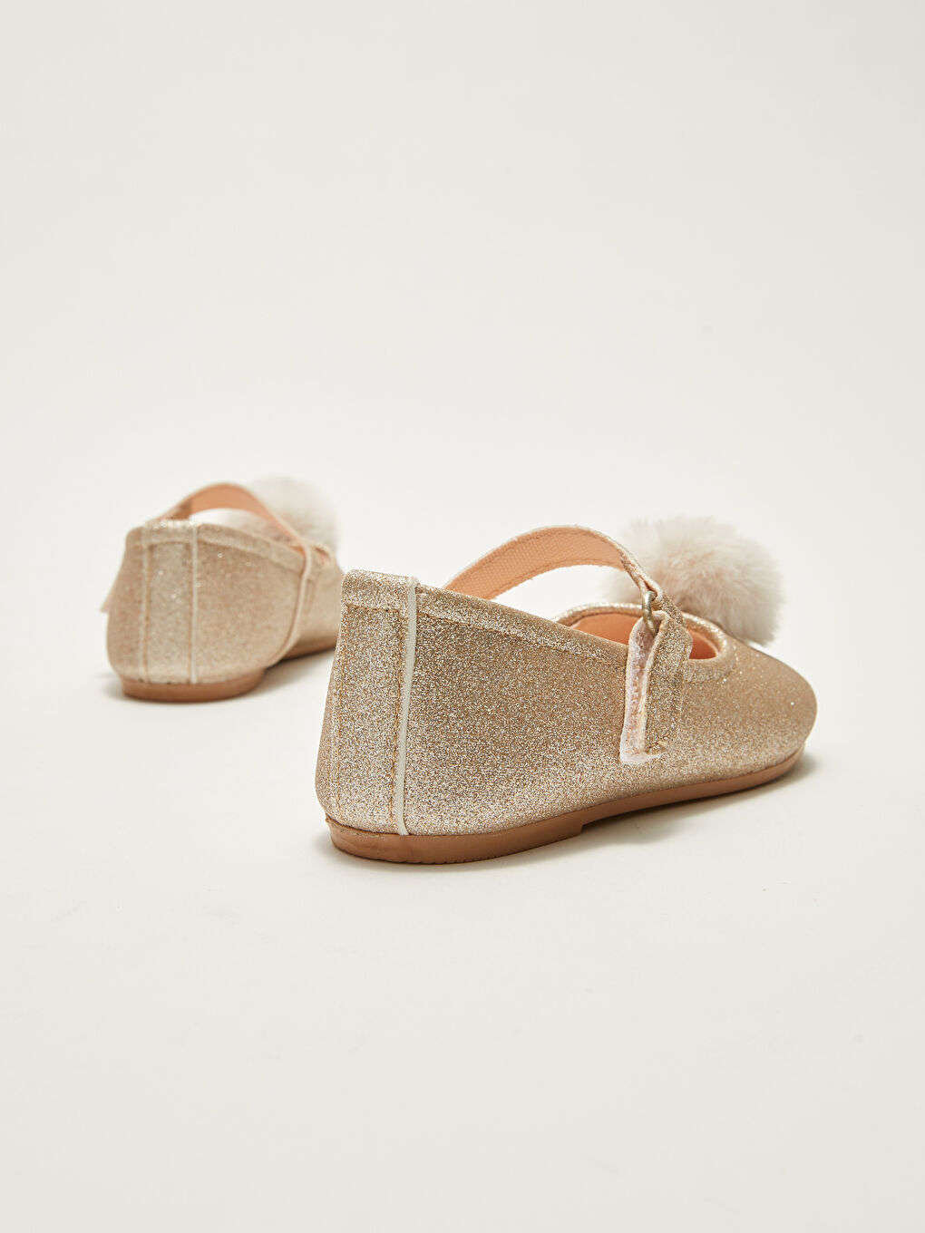 Sarı Ponpon Detaylı Cırt Cırtlı Kız Bebek Babet-3