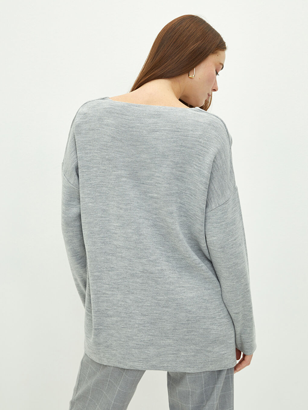 Gri V Yaka Düz Uzun Kollu Kadın Triko Kazak-4