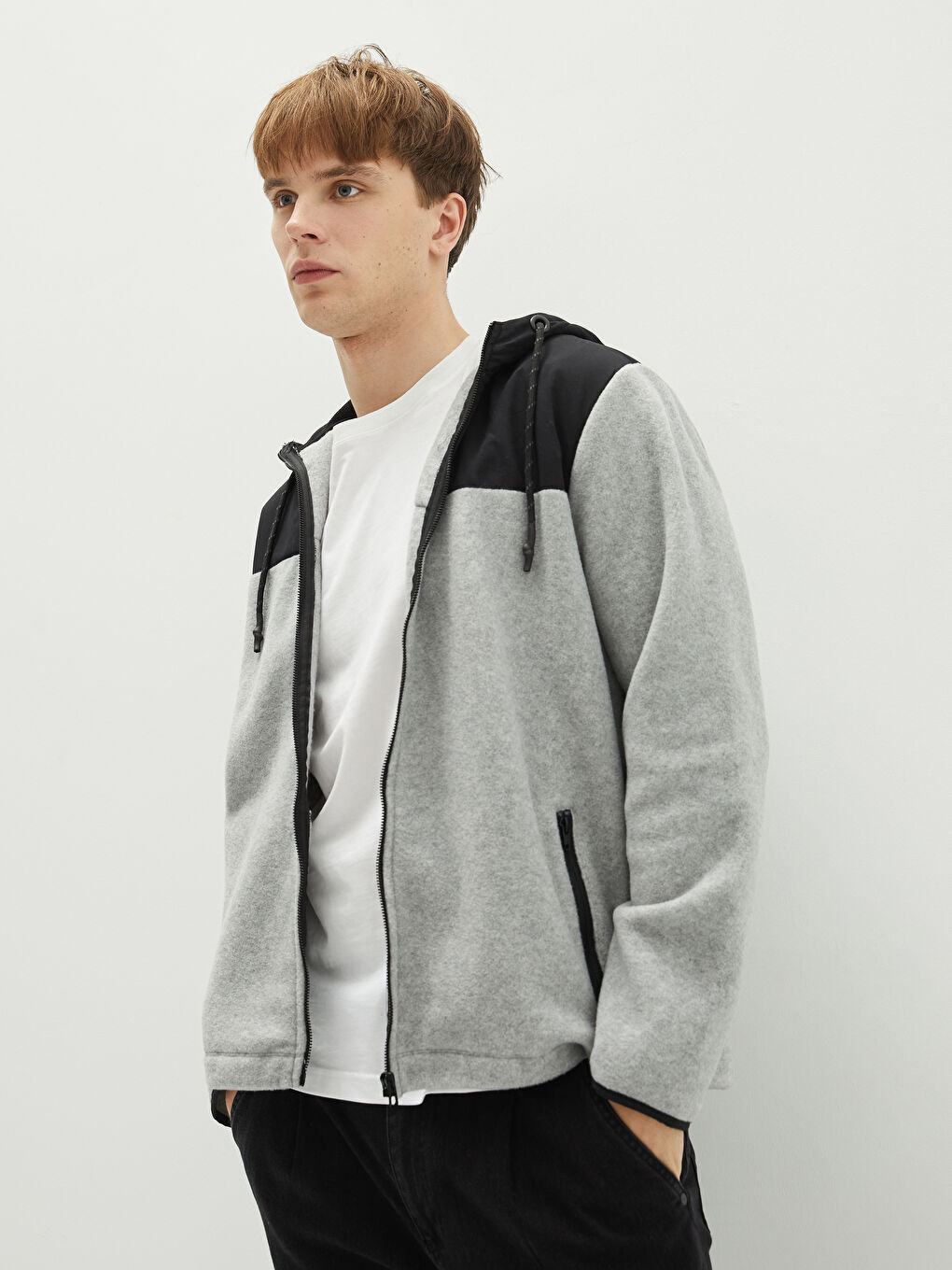 Gri Kapüşonlu Uzun Kollu Renk Bloklu Erkek Spor Hırka-1