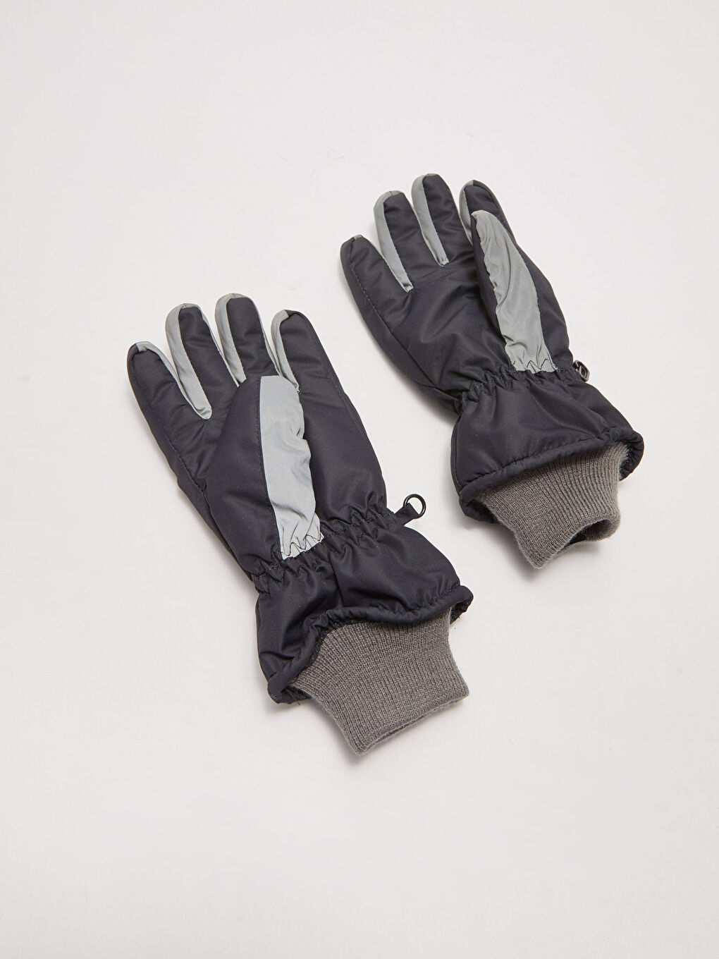 LCW ACCESSORIES Boys Tom & Jerry Licensed Snow Gloves -W1DE24Z4-HFK