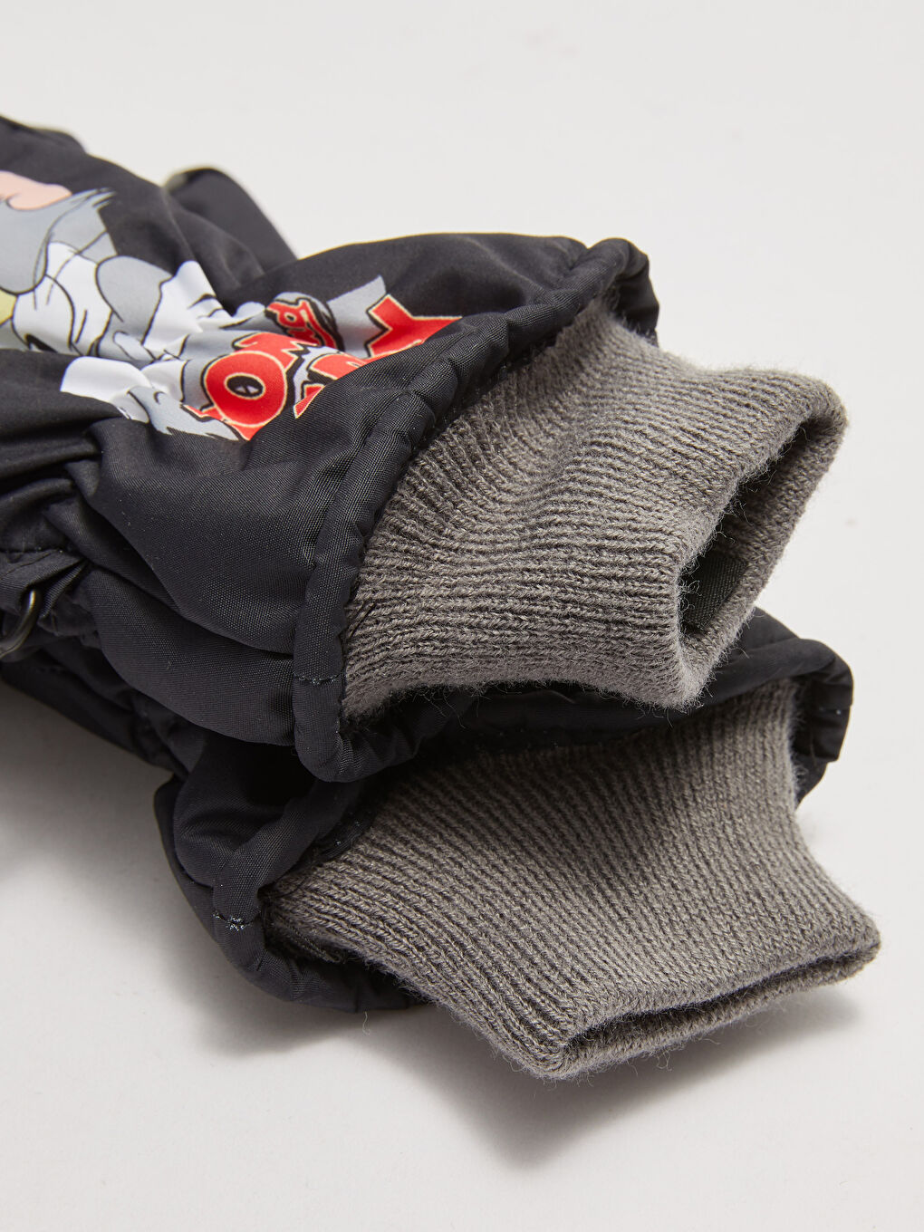 LCW ACCESSORIES Boys Tom & Jerry Licensed Snow Gloves -W1DE24Z4-HFK