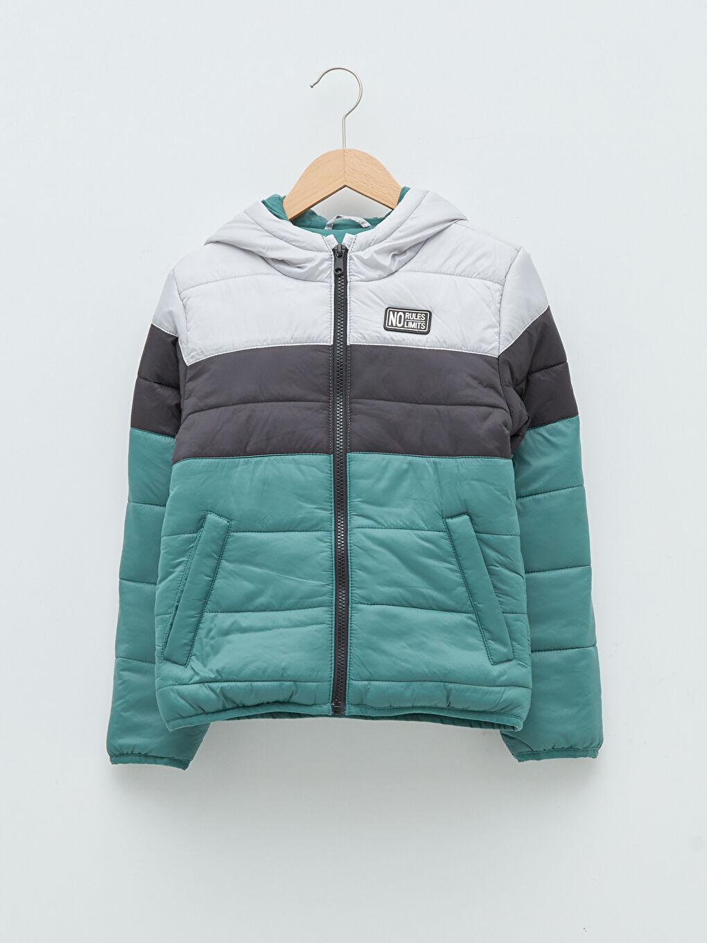 Hooded Boy Puffer with Color Block -W1DH01Z4-HRB