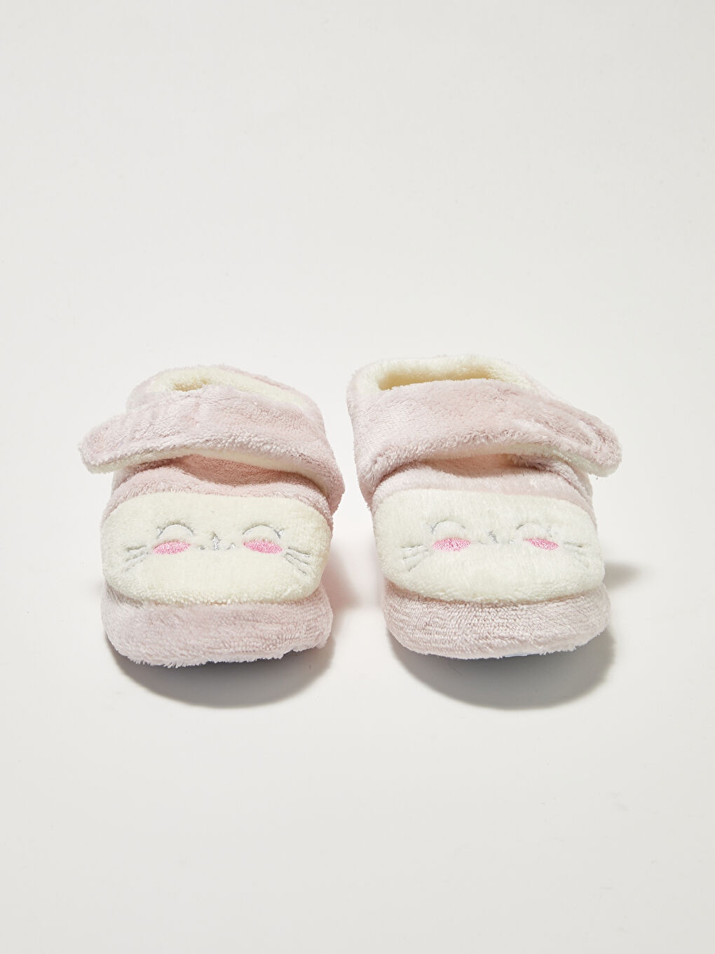 LCW STEPS Bestickte Hausschuhe mit Haken und Schlaufe für Mädchen -W1DH29Z4-E6T