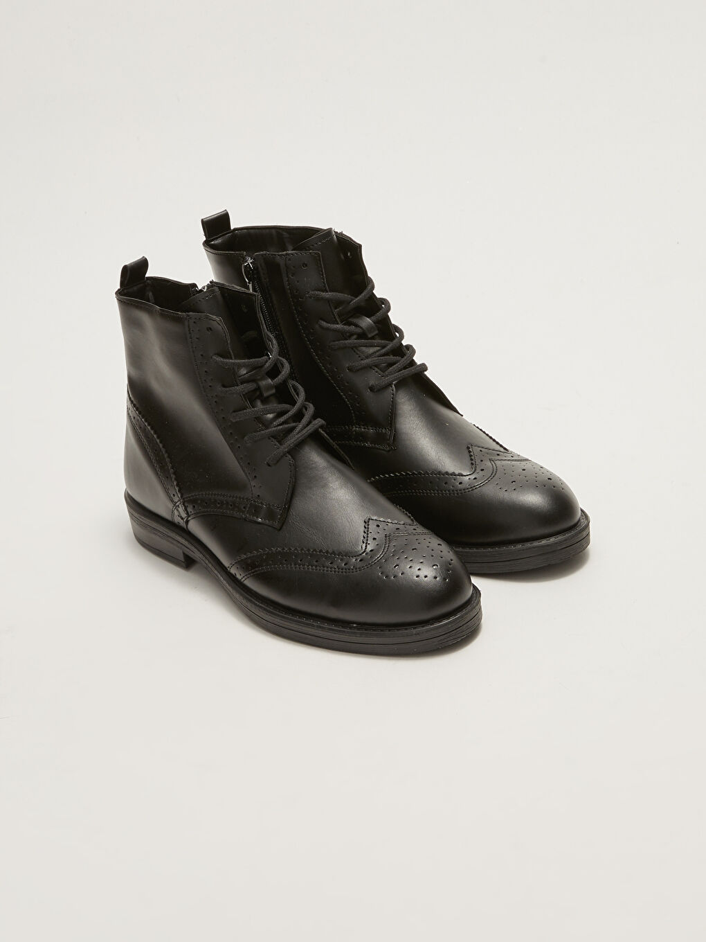 Bağcıklı Fermuarlı Dekoratif Dikişli Bilek Boy Erkek Bot