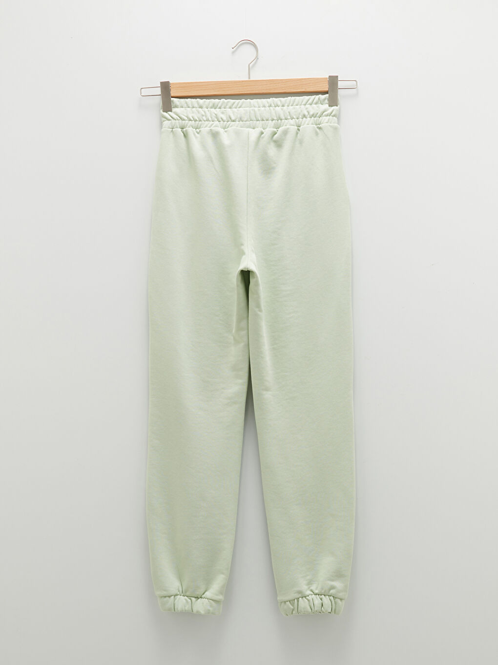 Спортивные Штаны Женские с Вышивкой и Карманами на Эластичной Талии-6