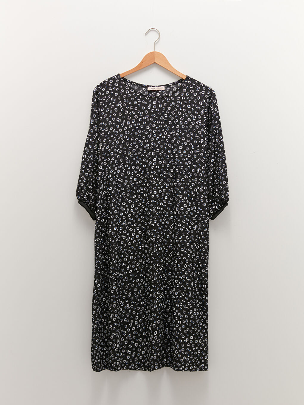 Siyah Bisiklet Yaka Çiçekli Uzun Kollu Maroken Kadın Elbise-4