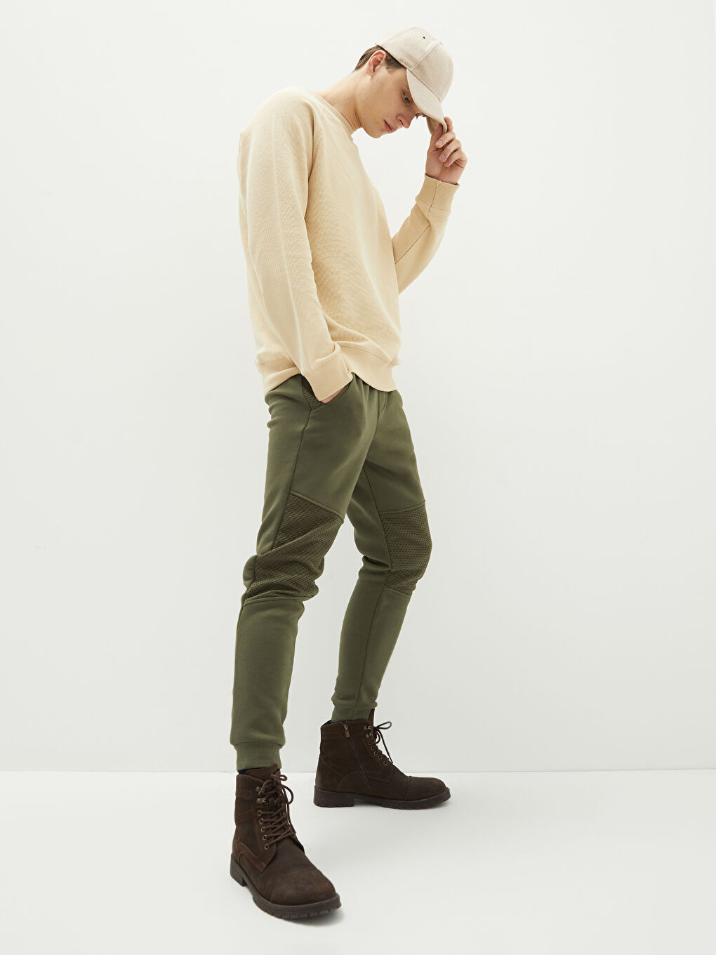 Slim Fit Men's Thick Jogger Sweatpants-1