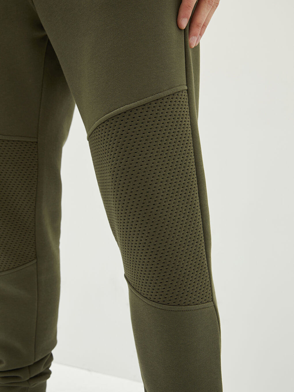 Slim Fit Men's Thick Jogger Sweatpants-2