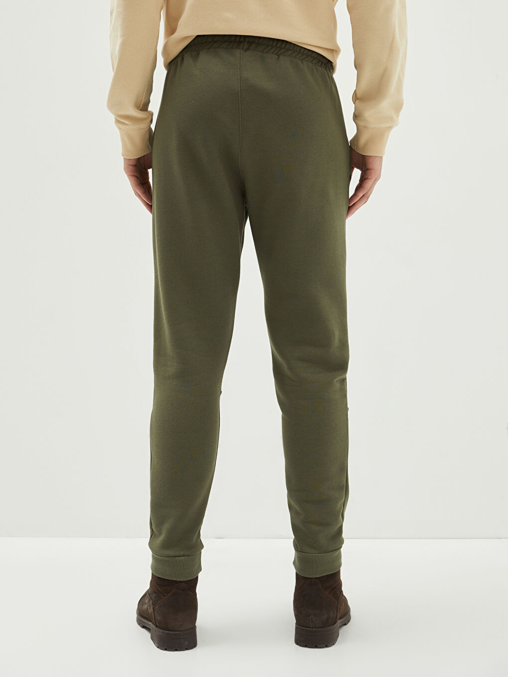 Slim Fit Men's Thick Jogger Sweatpants-4