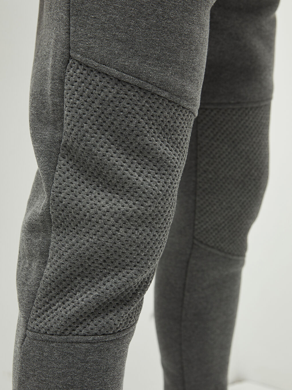 Slim Fit Men's Thick Jogger Sweatpants-2