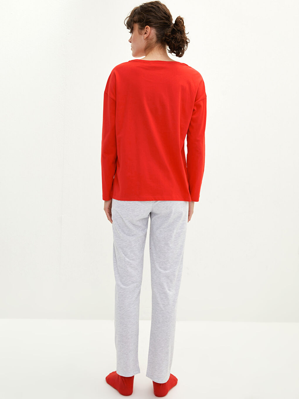 Crew Neck Daffy Duck Printed Long Sleeve Women's Pajamas Set-4