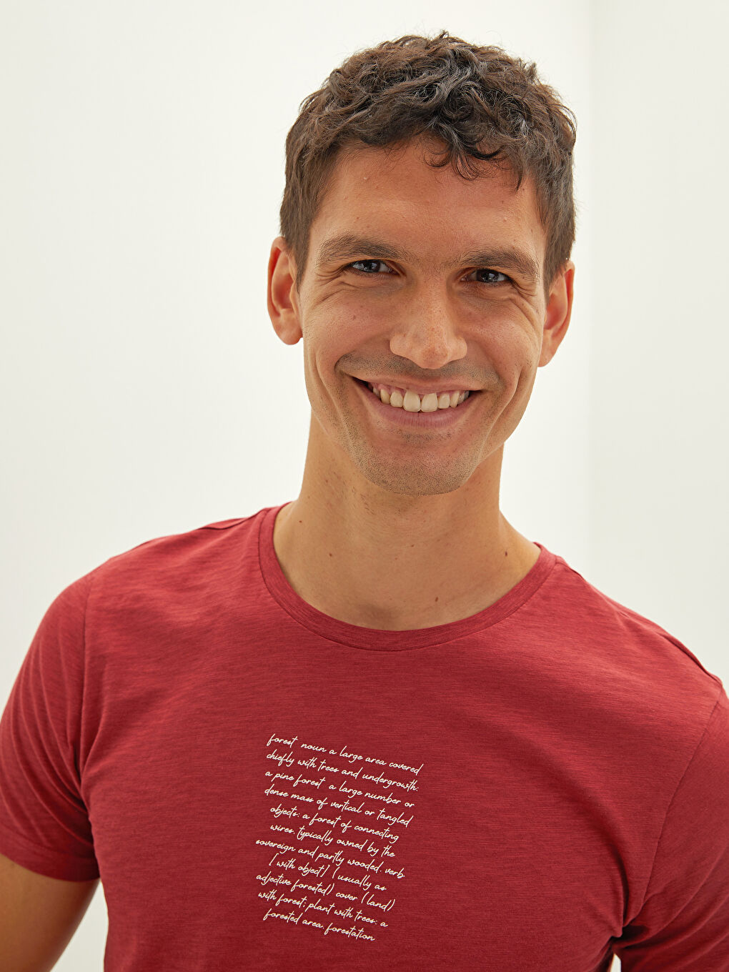 T-shirt pour hommes en coton peigné imprimé à manches courtes et col rond-2