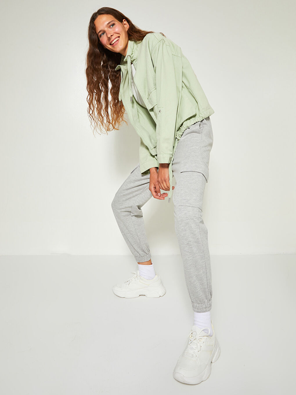 LC Waikiki Elastic Waist Regular Pocket Detailed Women's Jogger Sweatpants -W1DK15Z8-EEZ