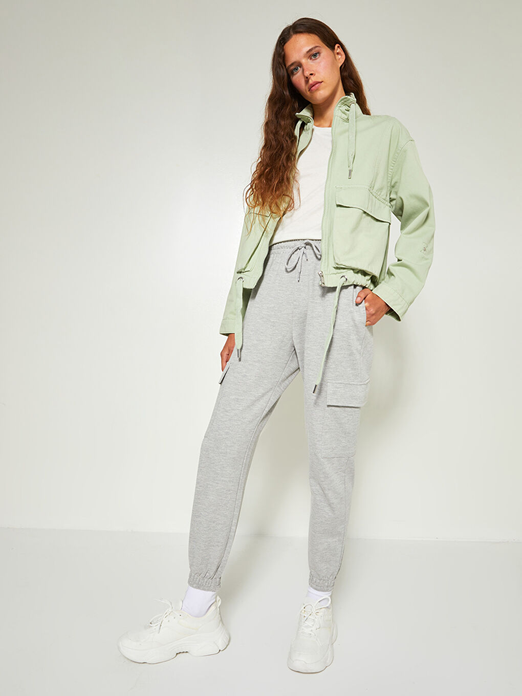 LC Waikiki Elastic Waist Regular Pocket Detailed Women's Jogger Sweatpants -W1DK15Z8-EEZ
