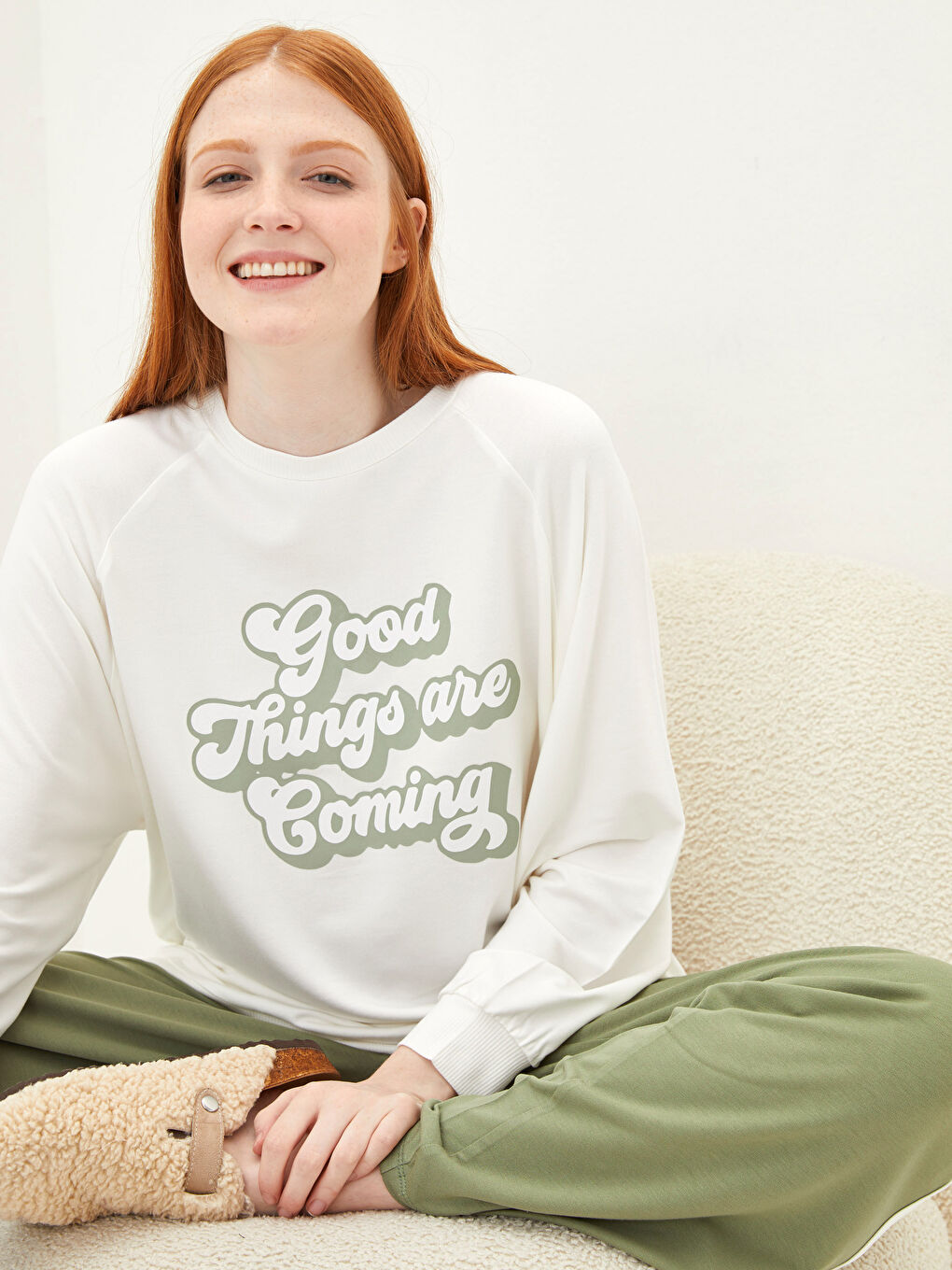 Crew Neck Slogan Printed Long Sleeve Women's Pajamas Set-1
