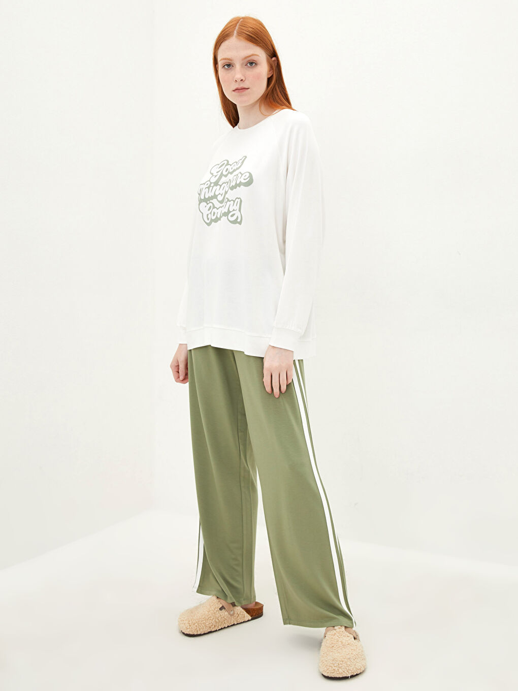 Crew Neck Slogan Printed Long Sleeve Women's Pajamas Set-2