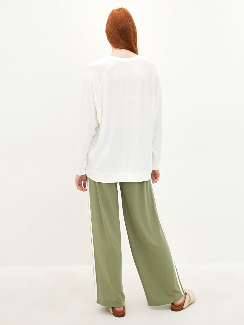 Crew Neck Slogan Printed Long Sleeve Women's Pajamas Set-4