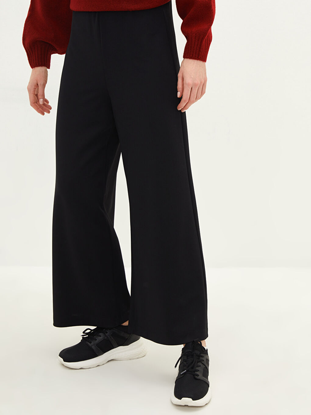 Siyah Rahat Kalıp Geniş Paça Krep Kadın Palazzo Pantolon-2