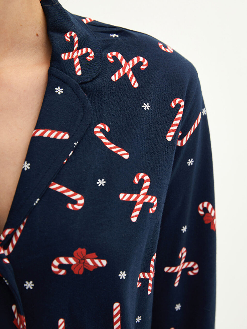 Set de pijama pentru Femei din Bumbac cu Mânecă lungă Tematică de Crăciun și Guler Jachetă-2