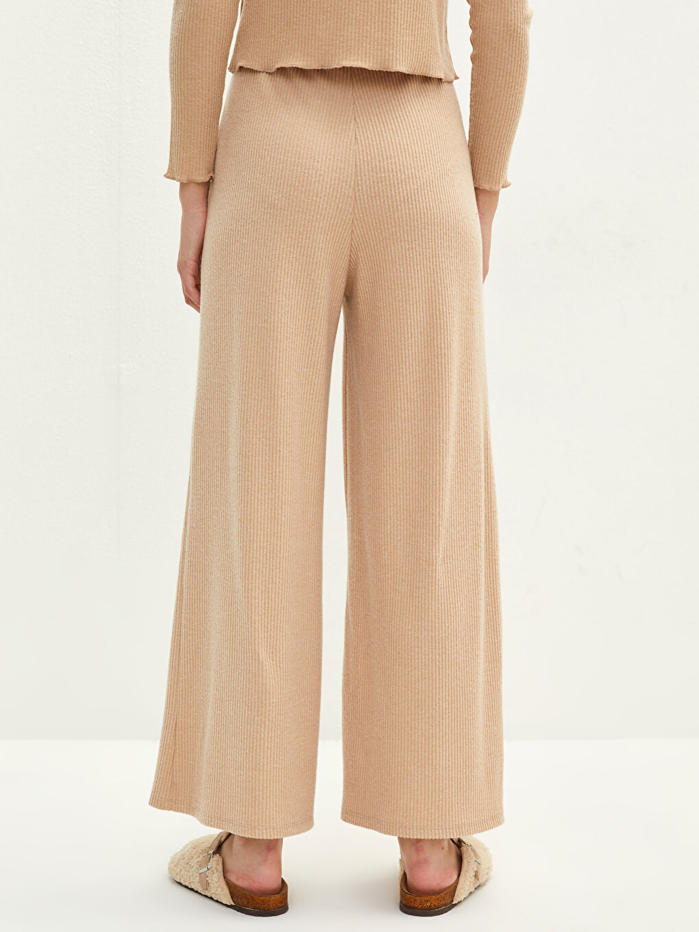 LCW DREAM Women's Elastic Waist Regular Pajama Bottoms -W1DK49Z8-L8Q