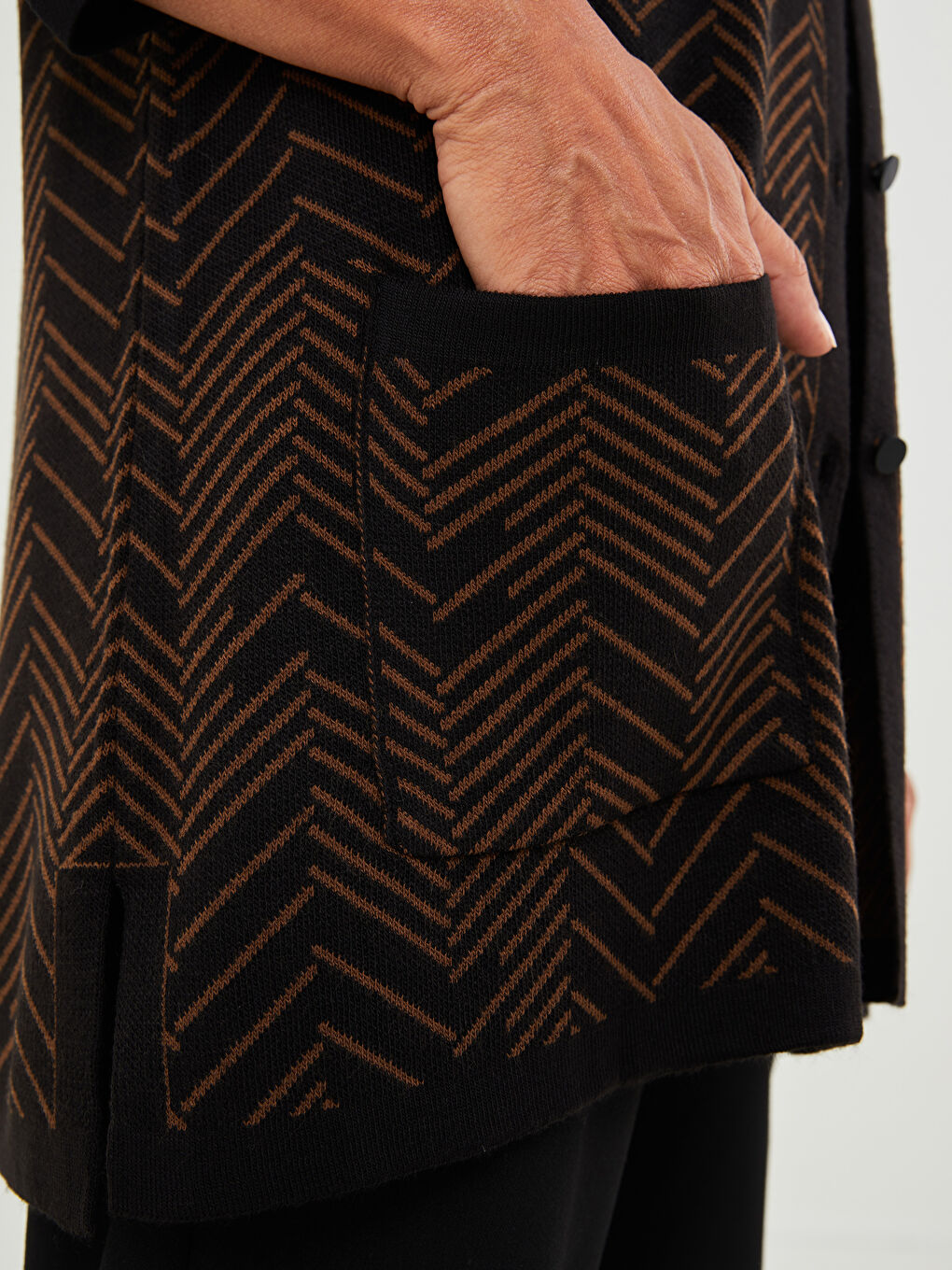 V-Ausschnitt Gemusterte Weste für Damen-2