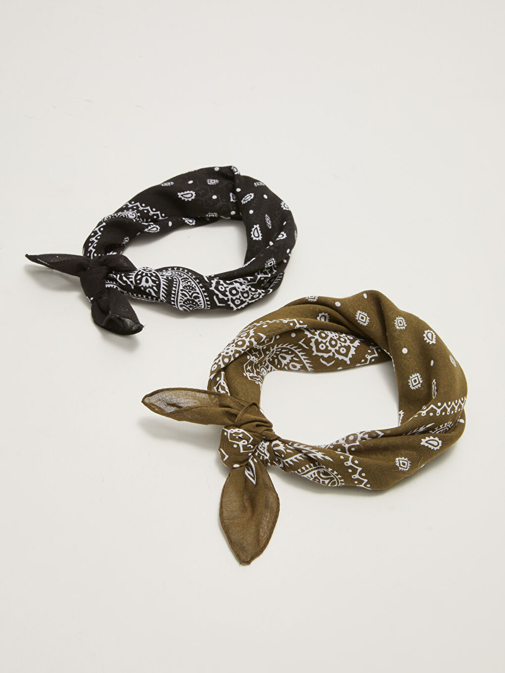 باندانا للسيدات بنقشة بيزلي - مجموعتين-1