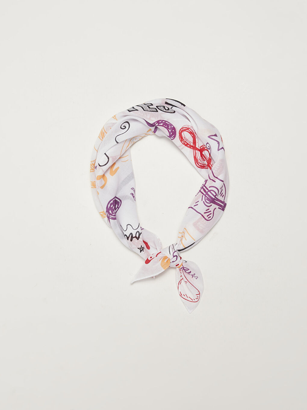 Beyaz Desenli Kadın Bandana-3