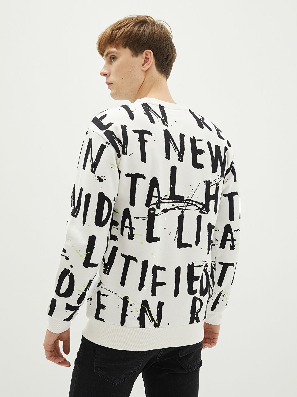 Crew Neck Long Sleeve Printed Men's Sweatshirt-4