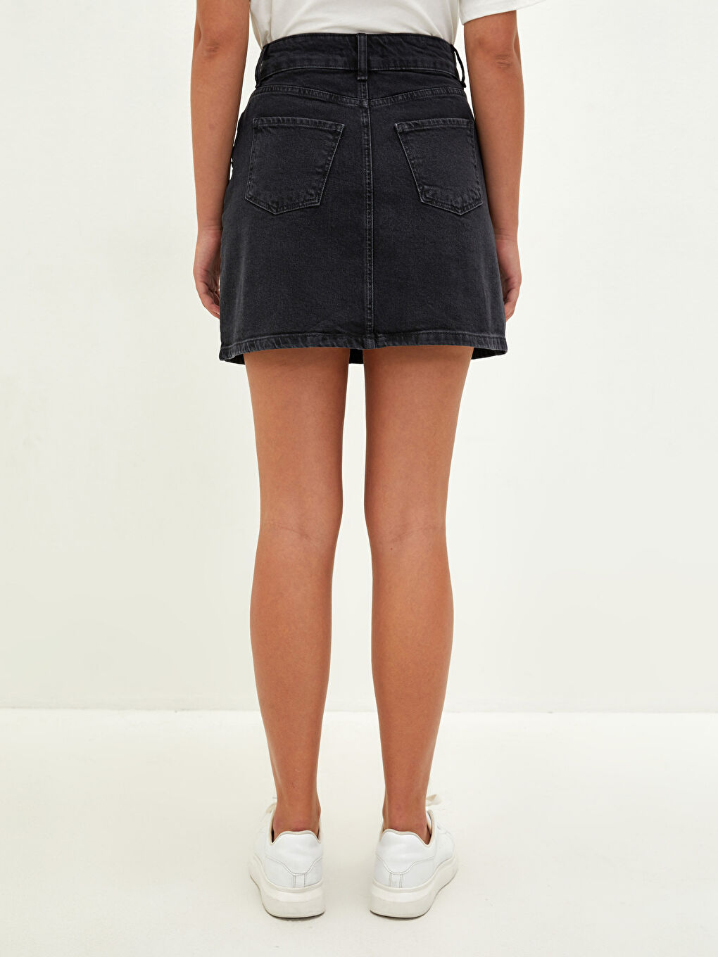 Siyah Yüksek Bel Slim Fit Cep Detaylı Kadın Jean Etek-4