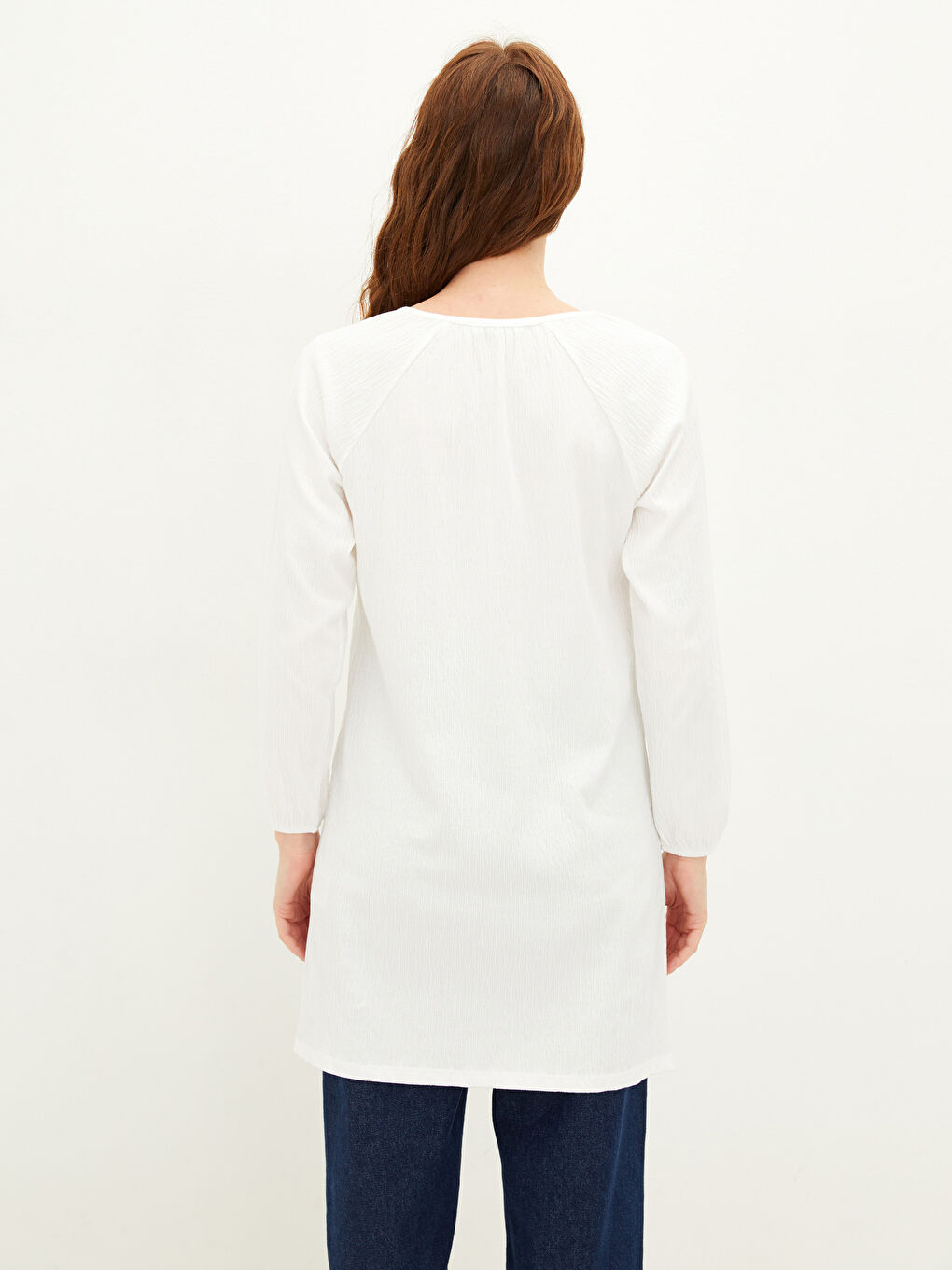 Ekru Bağlamalı Yaka Baskılı Uzun Kollu Kadın Tunik-3