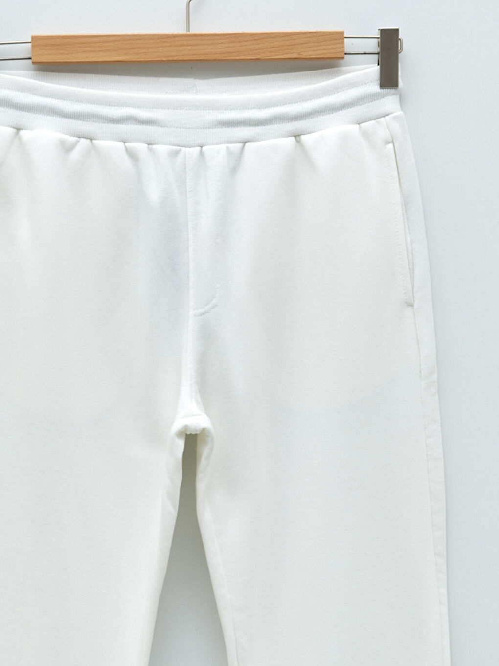 Standard Fit Men's Sweatpants-3